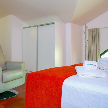 Luzbay Pool Apartments Екстериор снимка