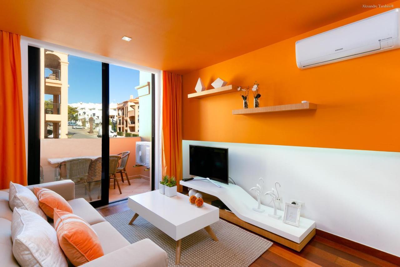 Luzbay Pool Apartments Екстериор снимка